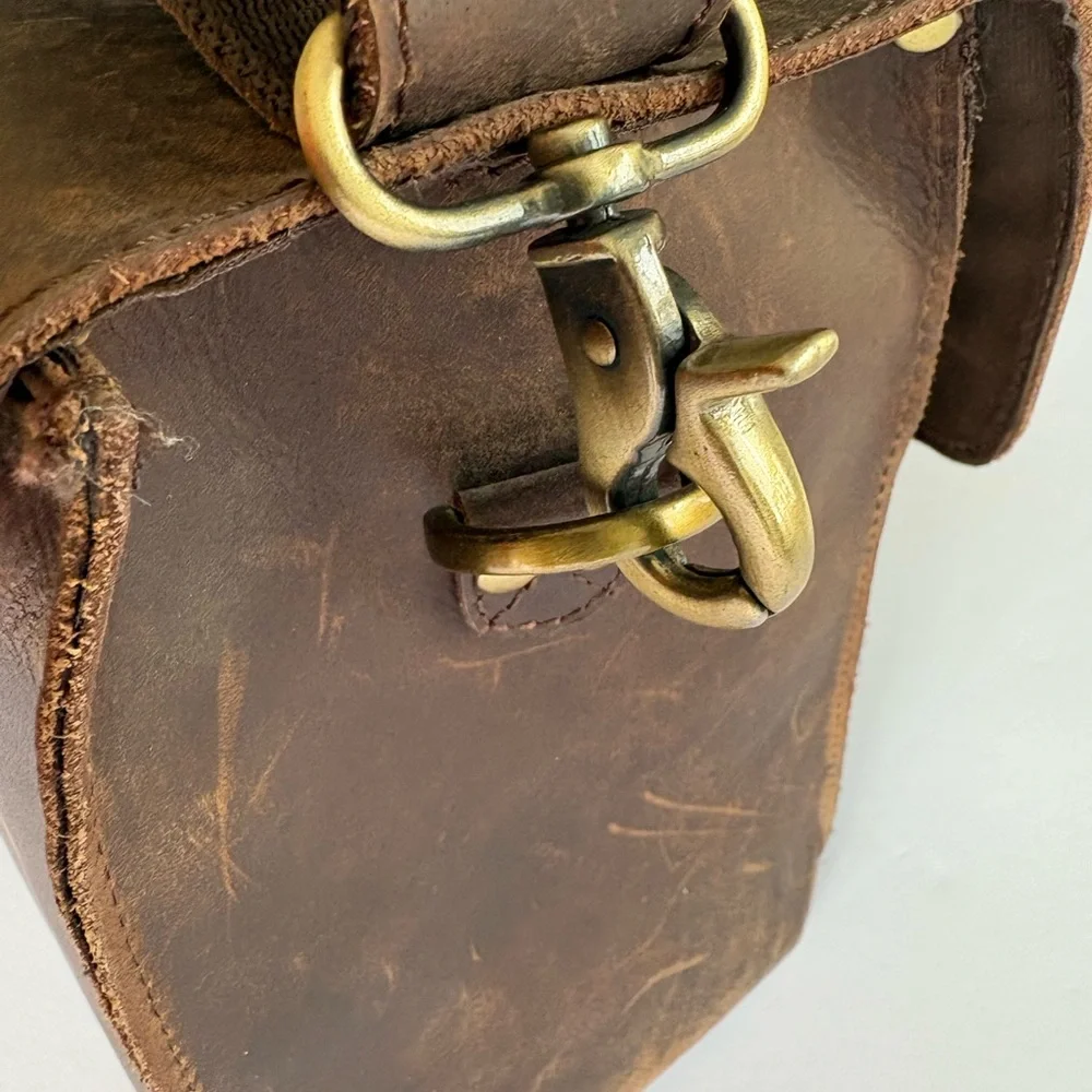 Purple Relic Classic Brown Leather Bag